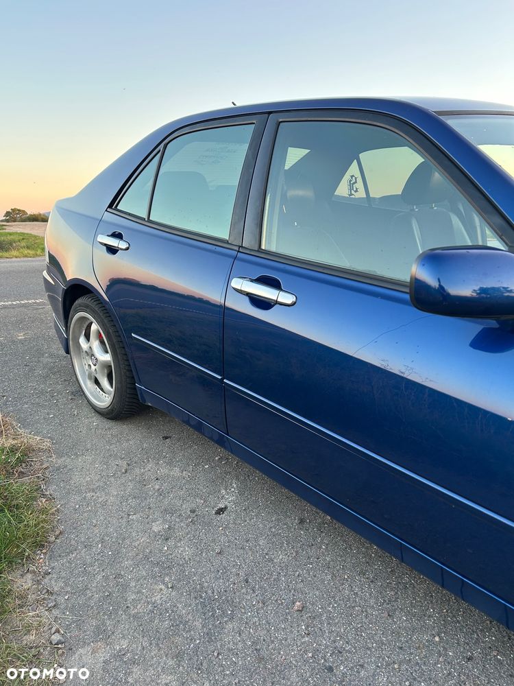 Lexus IS 200 Prestige - 8