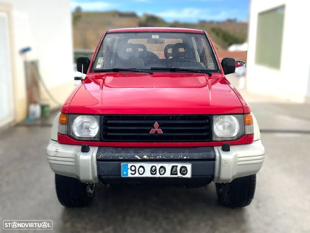 Mitsubishi Pajero 2.5 TDi GLS - 3