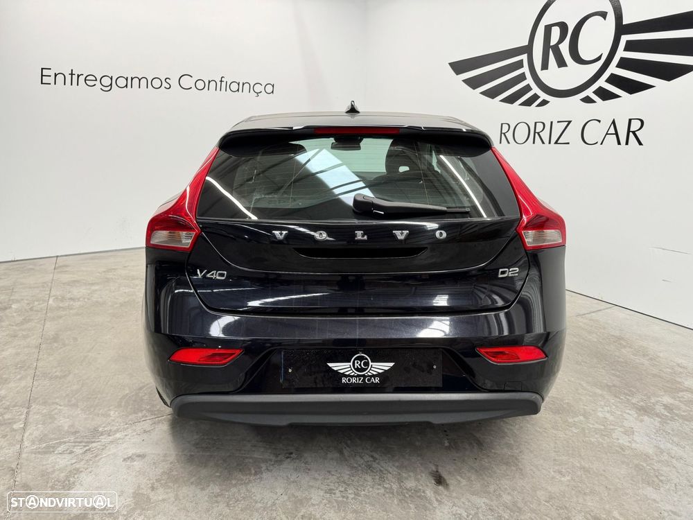 Volvo V40 1.6 D2 Momentum - 5