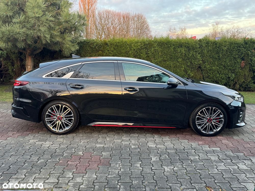 Kia ProCeed 1.6 T-GDI GT - 6