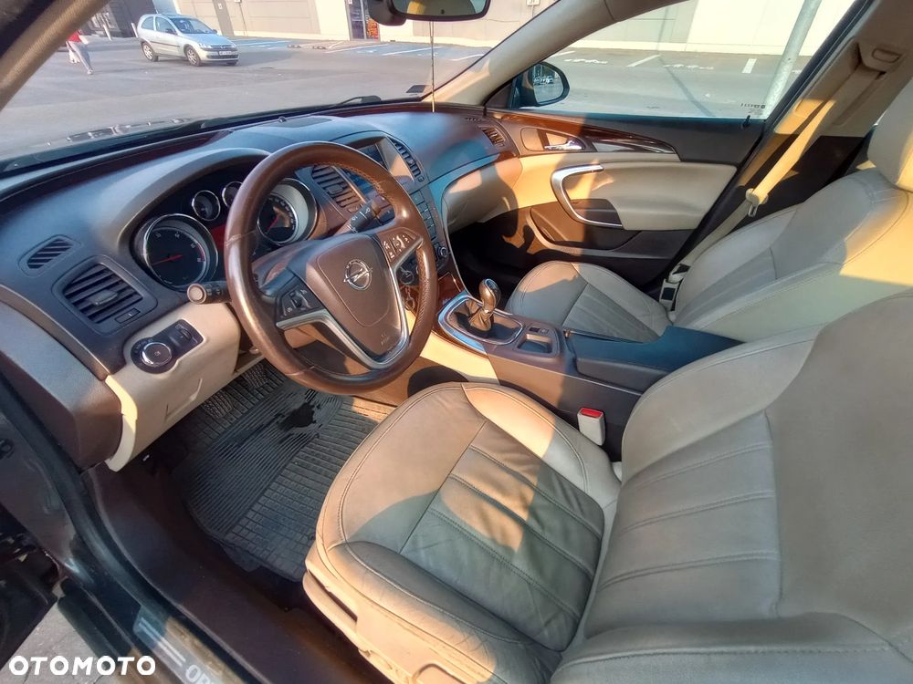 Opel Insignia 2.0 CDTI - 17
