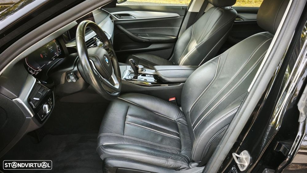 BMW 530 e xDrive Aut. Luxury Line — fotografia 38