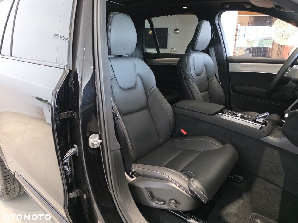 Volvo XC 90 - 27