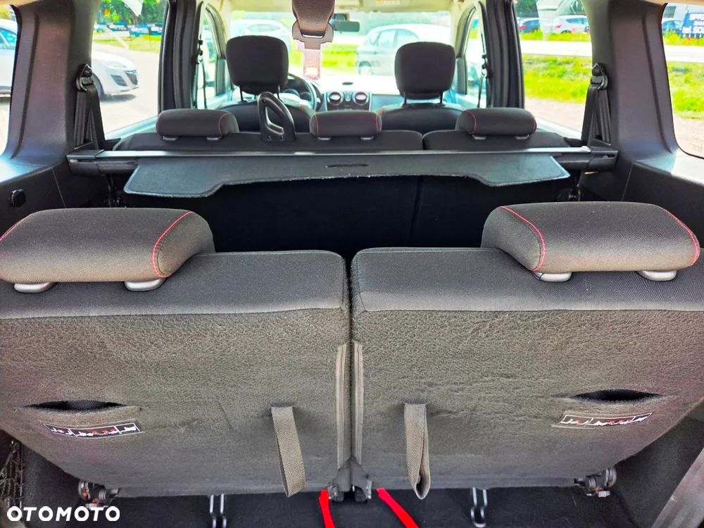 Dacia Lodgy 1.3 TCe Stepway S&S - 12