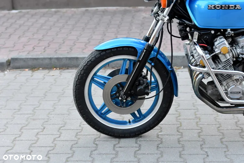 Honda CBX - 25