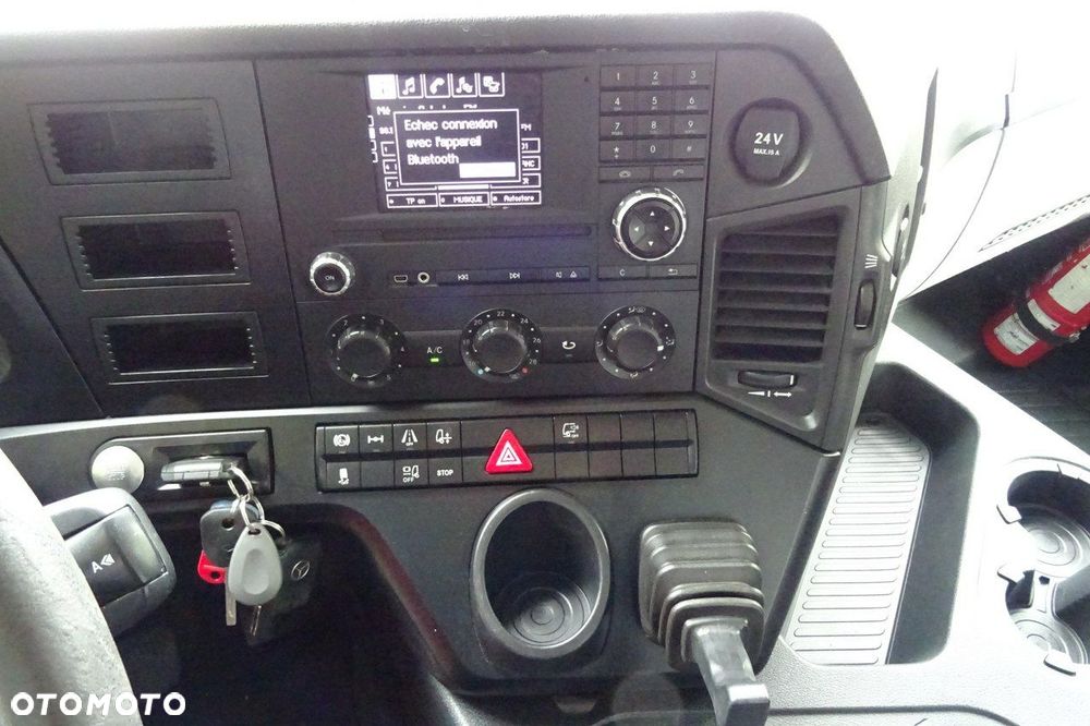 Mercedes-Benz Antos 1827 Euro 6 tylko 228tys.km ! ks. serwisowa kontener - 20