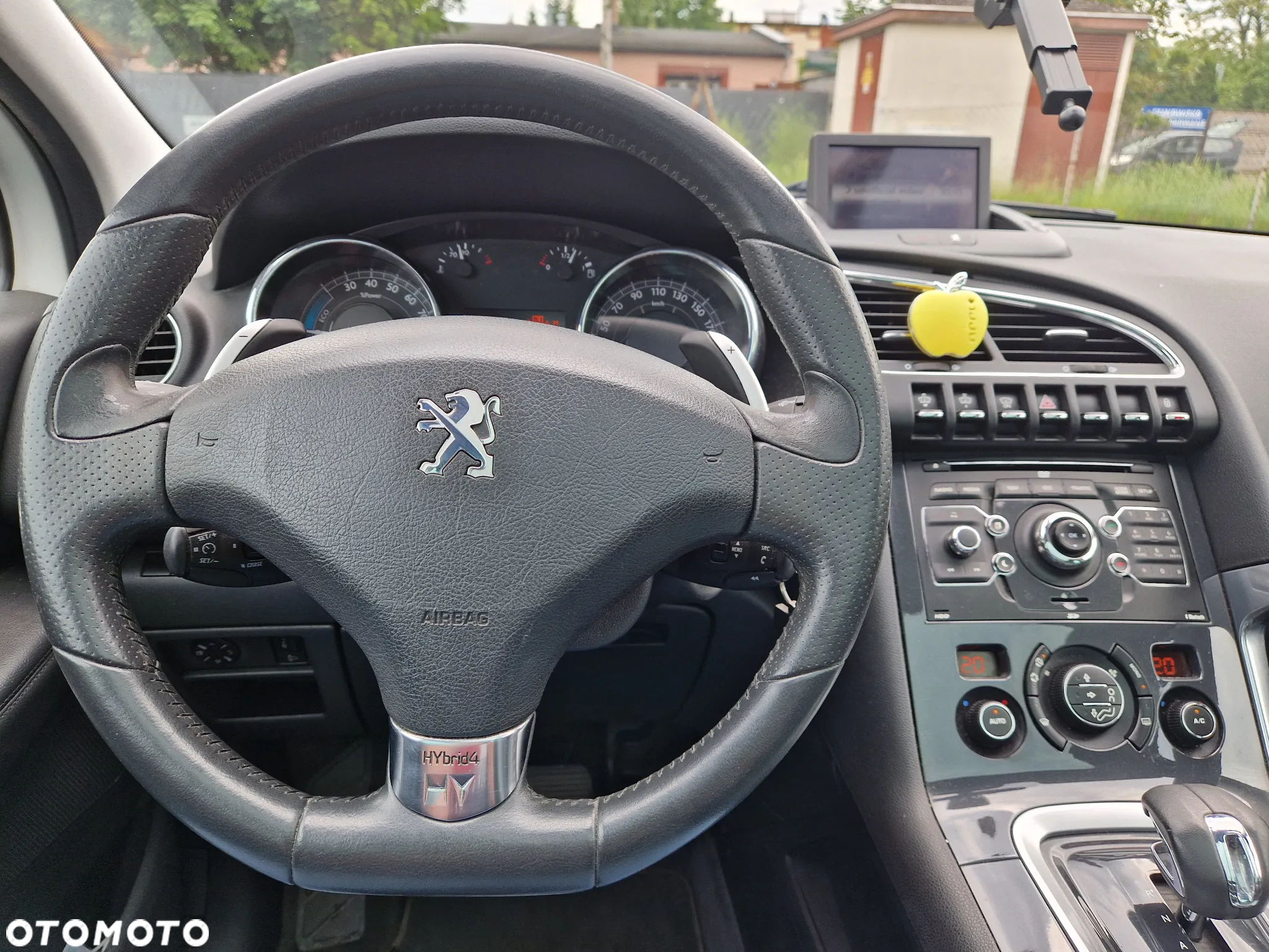 Peugeot 3008 2.0 HDi HYbrid4 - 9
