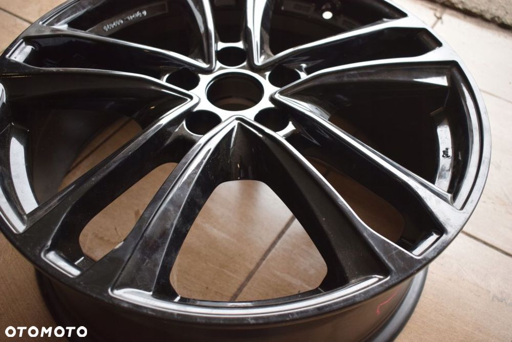 Hyundai Tucson 7,5Jx19 5x114,3 ET49,5 - 5