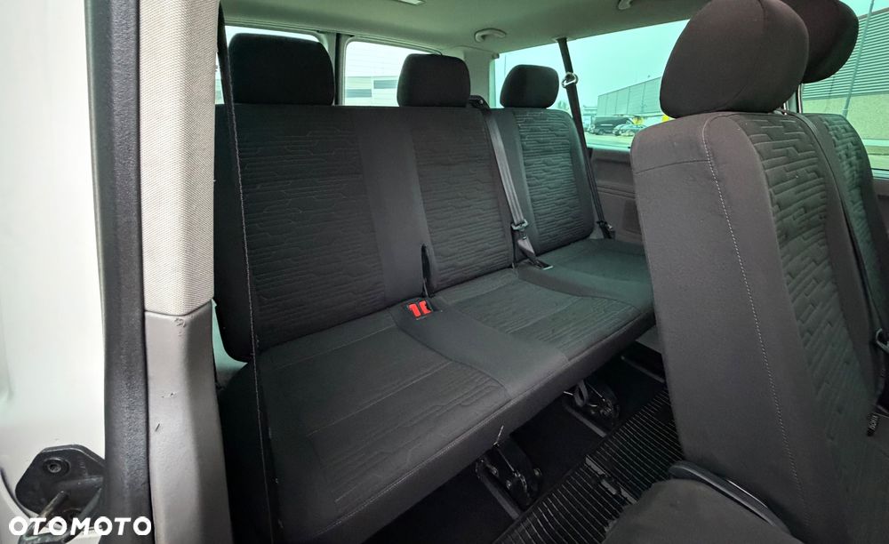 Volkswagen Caravelle 2.0 TDI L2 Highline DSG - 20