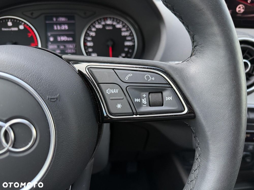 Audi Q2 30 TFSI - 17