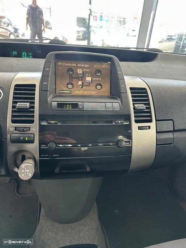 Toyota Prius - 12