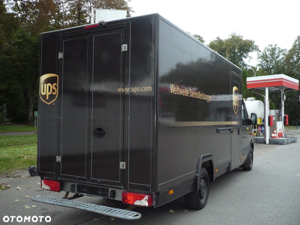 Mercedes-Benz Sprinter - 4