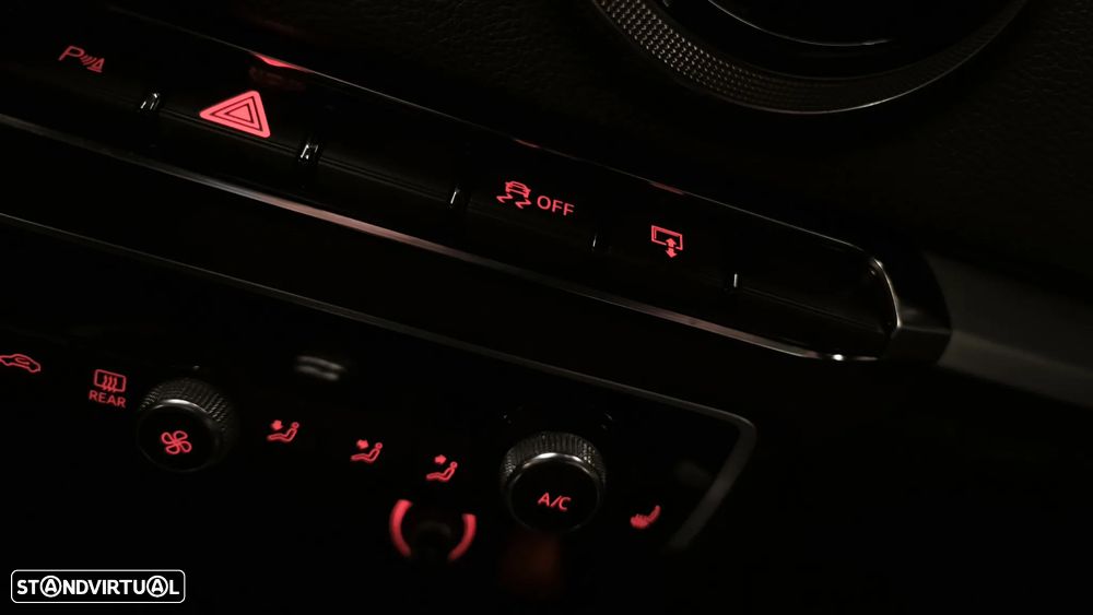 Audi S3 Sportback 2.0 TFSi quattro S tronic - 33