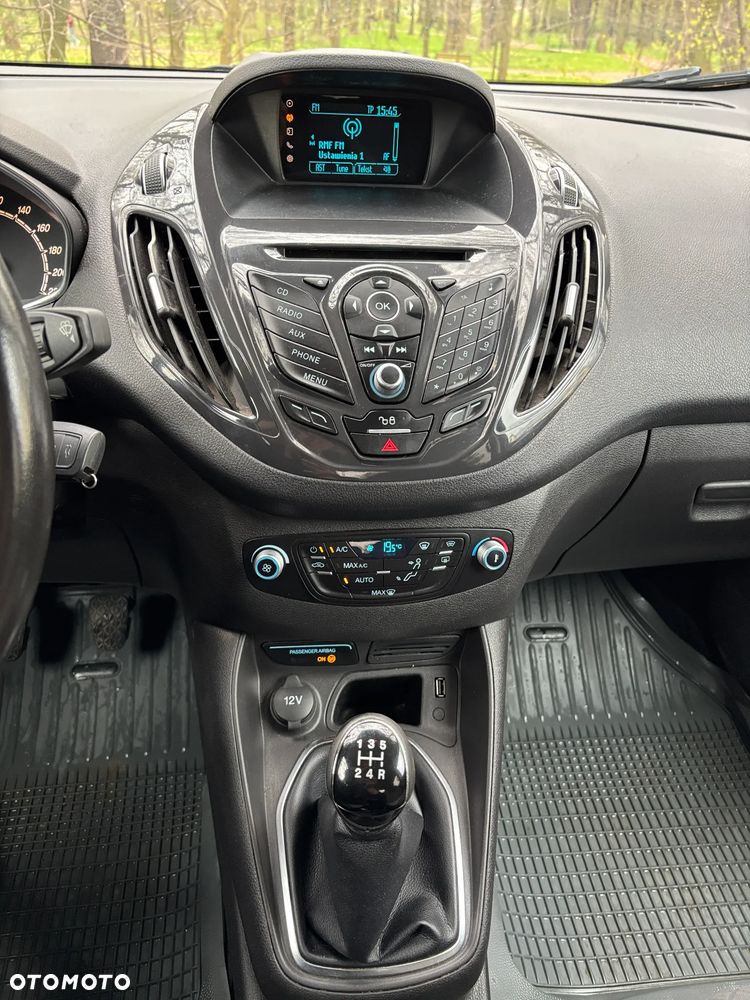 Ford Tourneo Courier 1.0 EcoBoost Titanium - 7