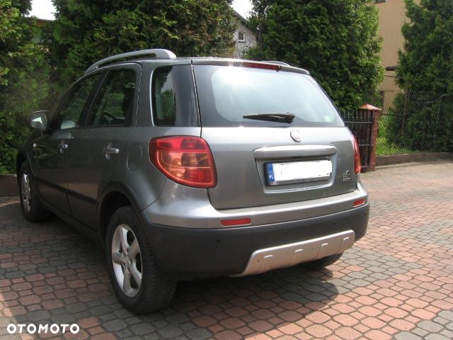 Fiat Sedici 1.6 16V 4x4 Dynamic - 7