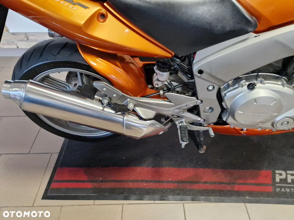 Honda CBF - 12