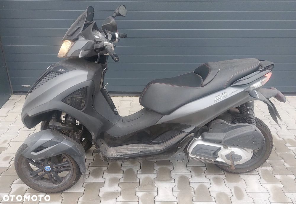 Piaggio MP-3 - 1