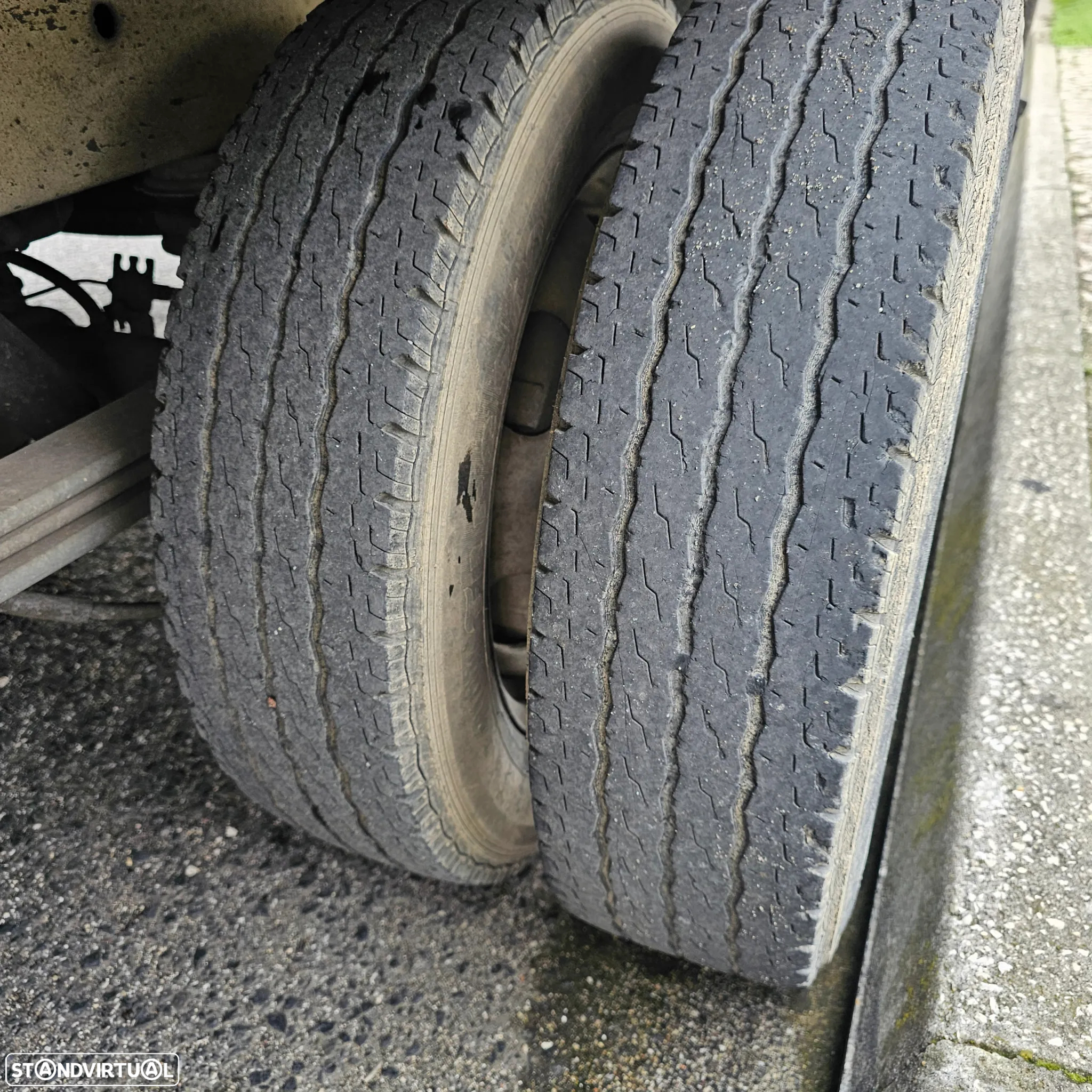 Ford Transit caixa aberta - 3
