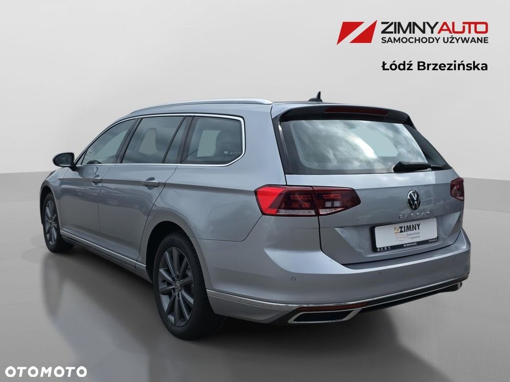 Volkswagen Passat 2.0 TDI Elegance DSG - 9