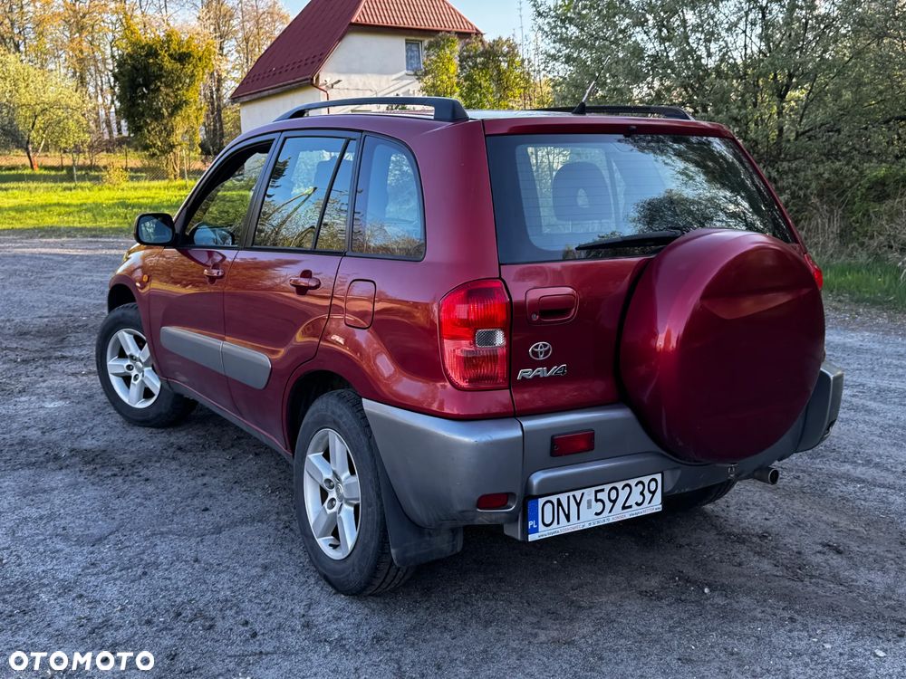 Toyota RAV4 - 24