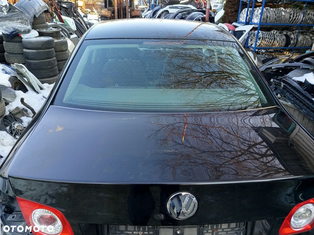 VOLKSWAGEN JETTA 05-10 KLAPA TYLNA LAMPA LEWA LUB PRAWA ZAMEK MIKROSTYK Z LISTWĄ TAPICERKA KOD KOLORU L041 - 5