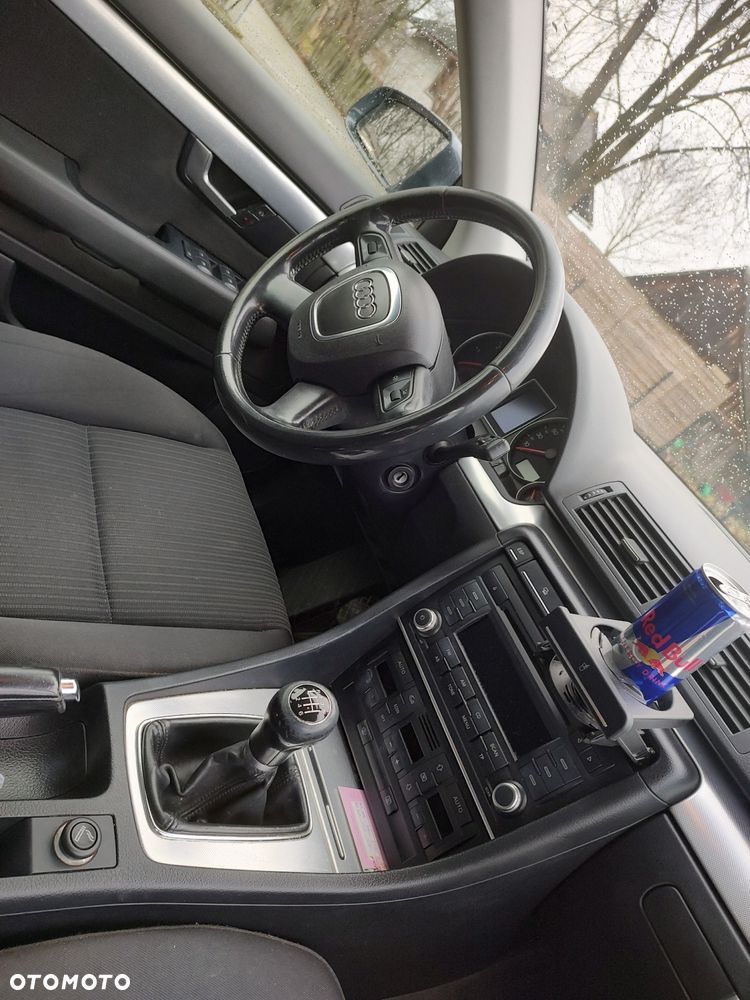 Audi A4 Avant 2.0 TDI - 2