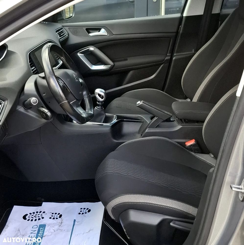 Peugeot 308 BlueHDi FAP 120 Stop&Start Style - 8