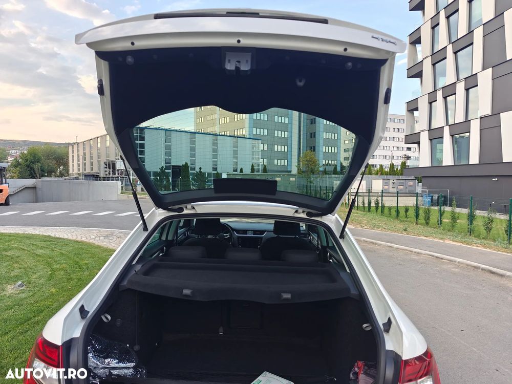 Skoda Octavia 2.0 TDI 4X4 DSG Style - 17