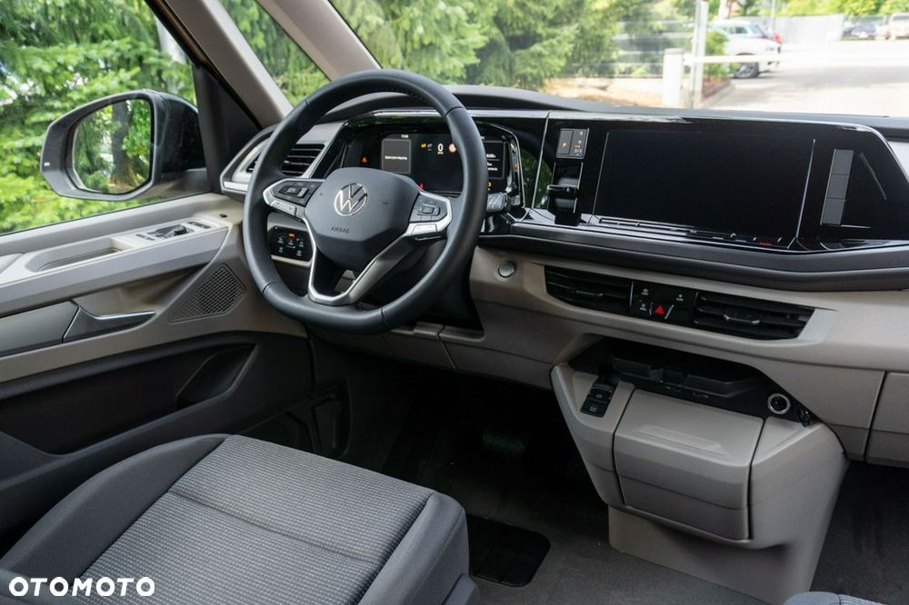 Volkswagen Multivan - 22