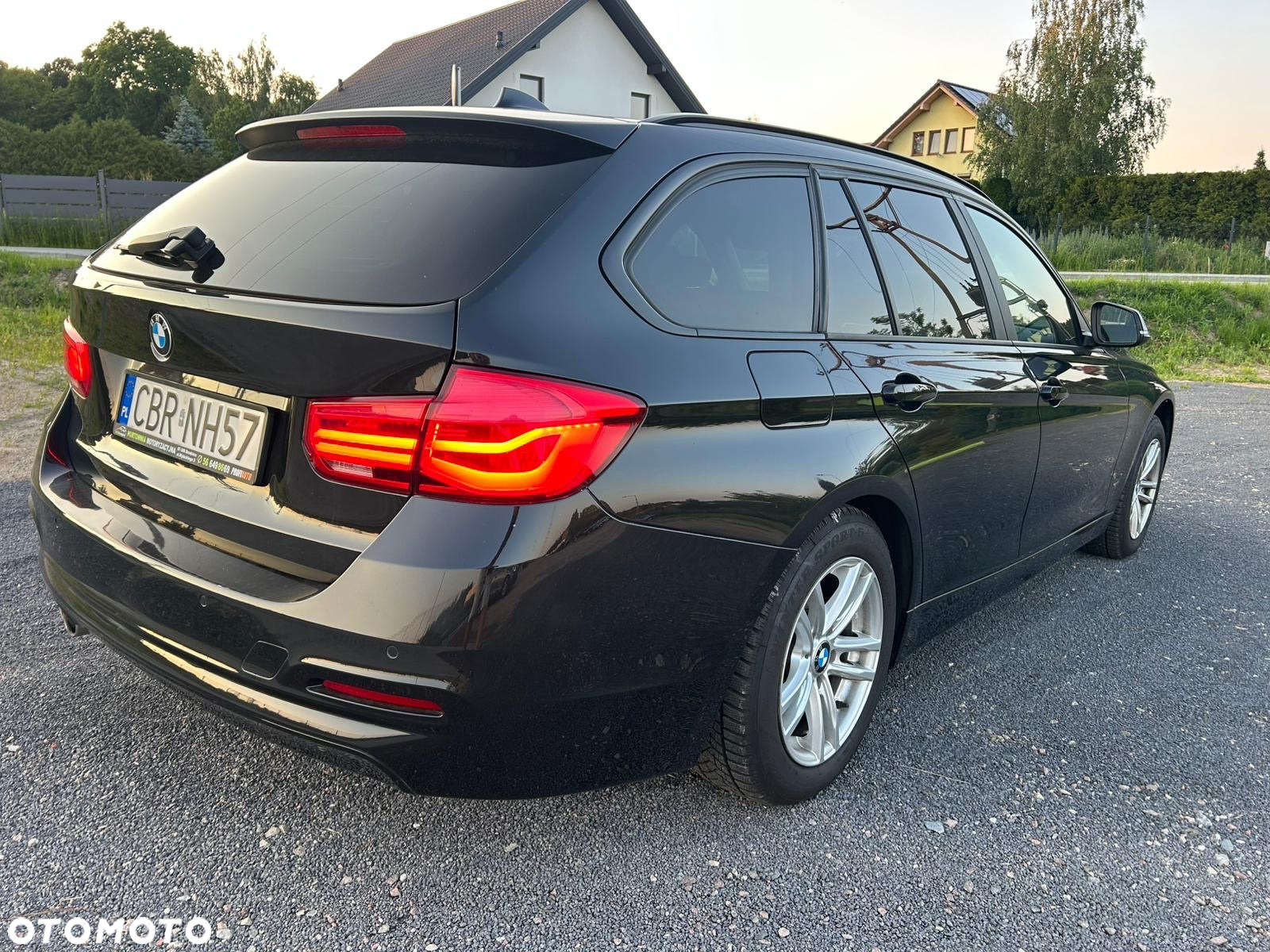 BMW Seria 3 320d Touring xDrive - 8