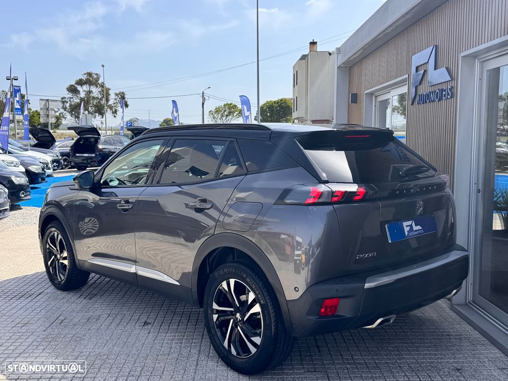 Peugeot 2008 PureTech 130 EAT8 GT Pack - 4