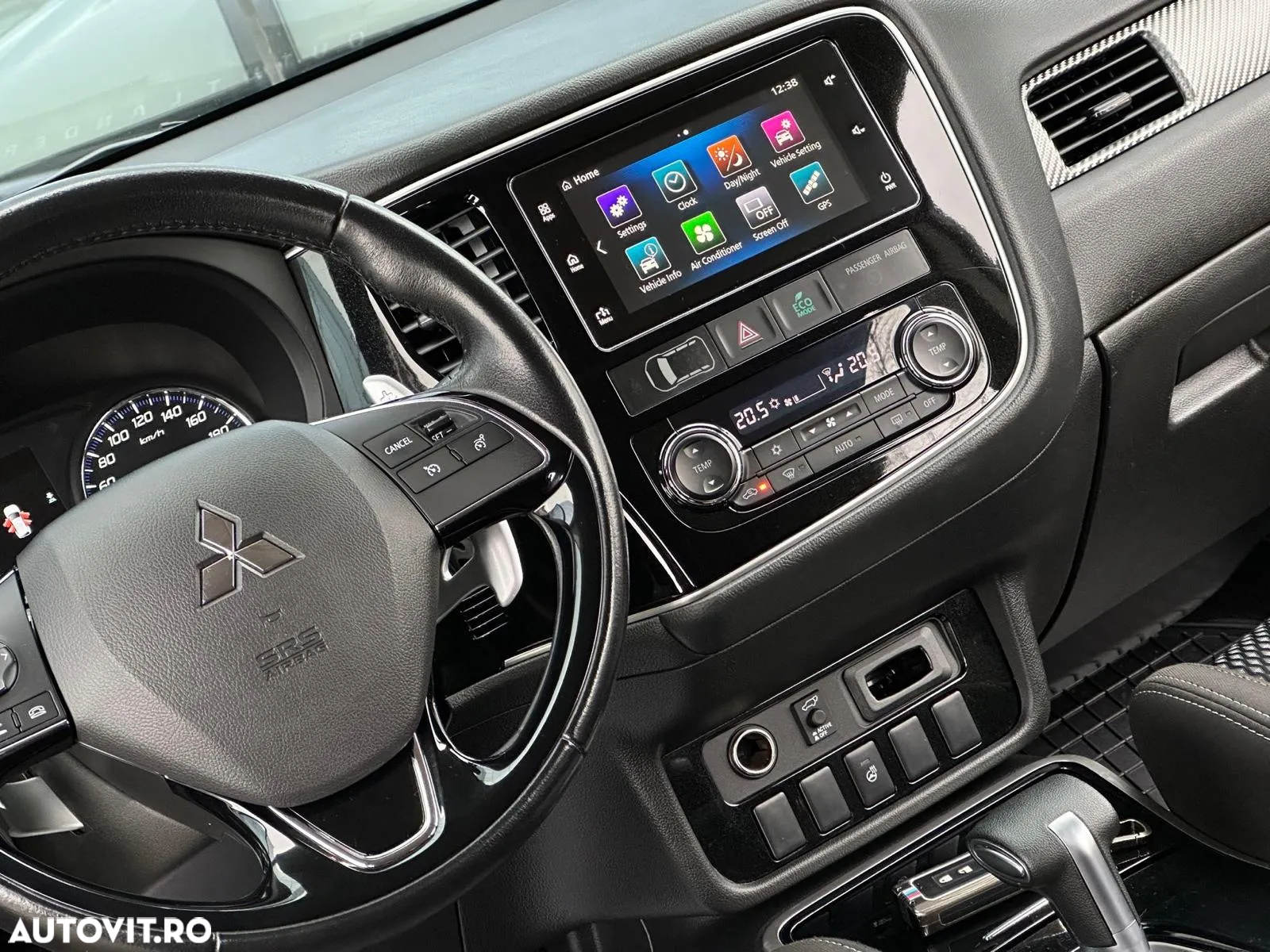 Mitsubishi Outlander 2.2 DI-D 4WD TC-SST Intense - 12
