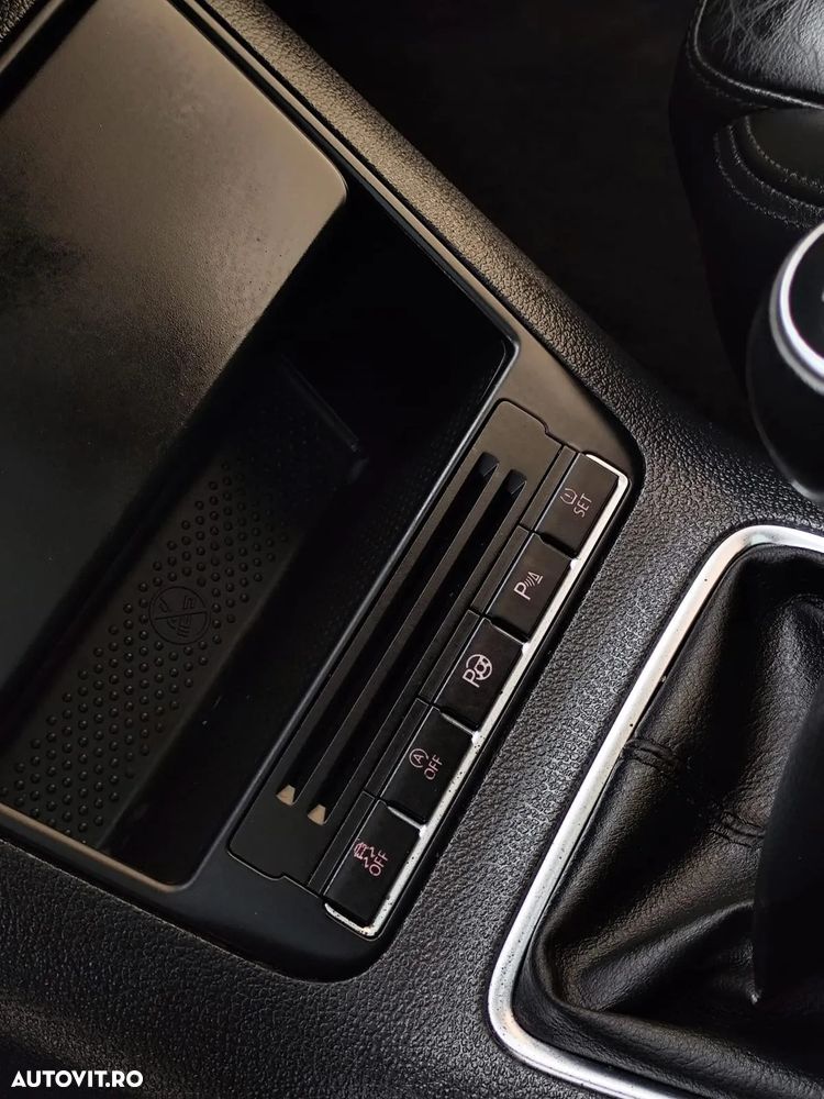 Volkswagen Tiguan - 14