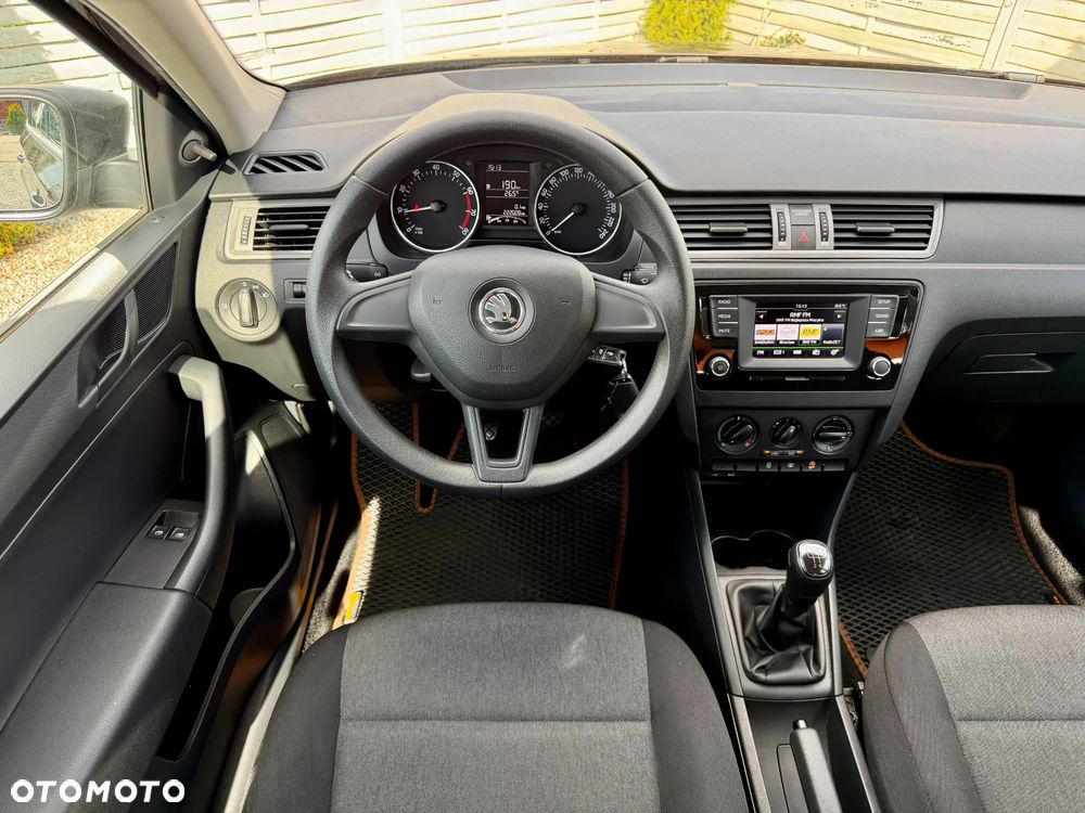 Skoda RAPID 1.2 TSI Style - 6