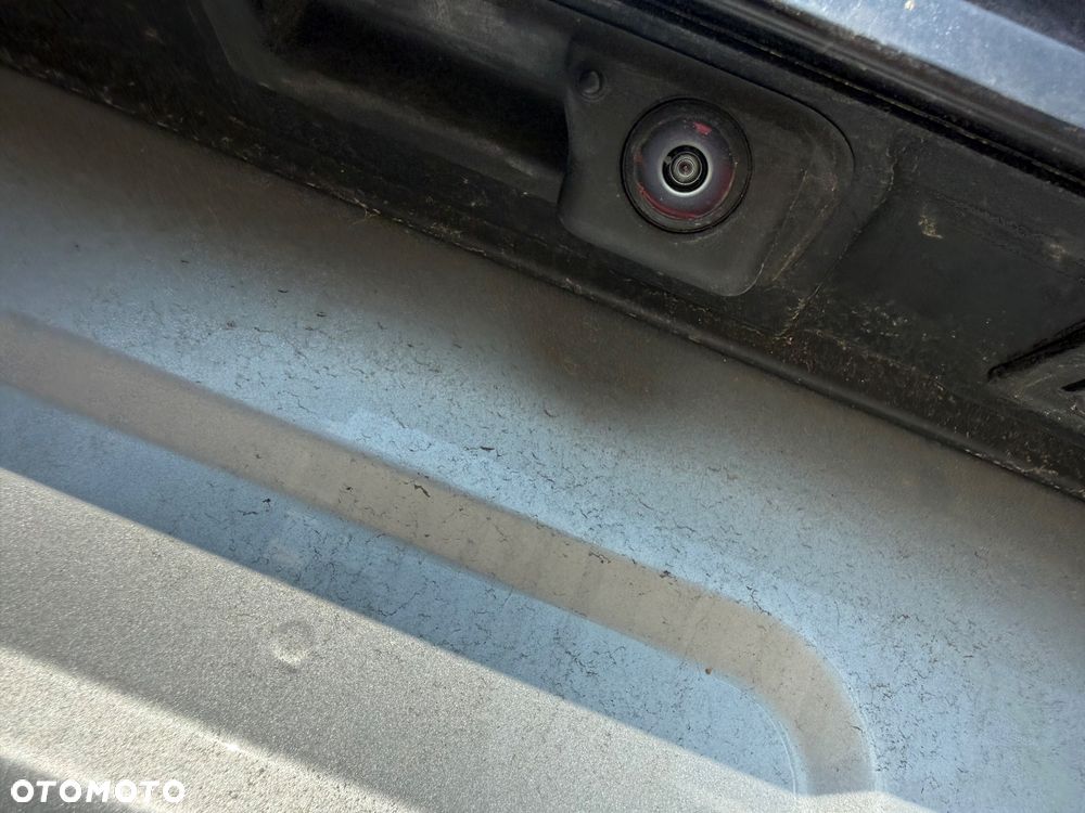 Volkswagen Passat - 18