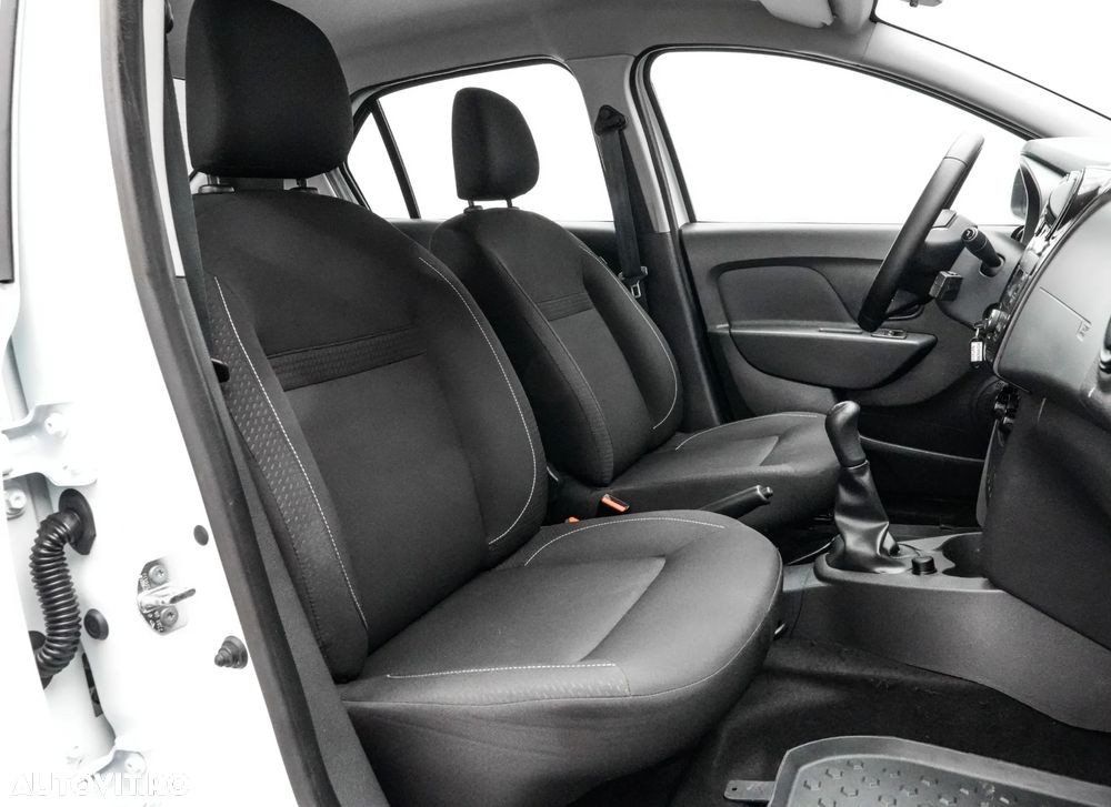 Dacia Logan 0.9 TCe Laureate - 15
