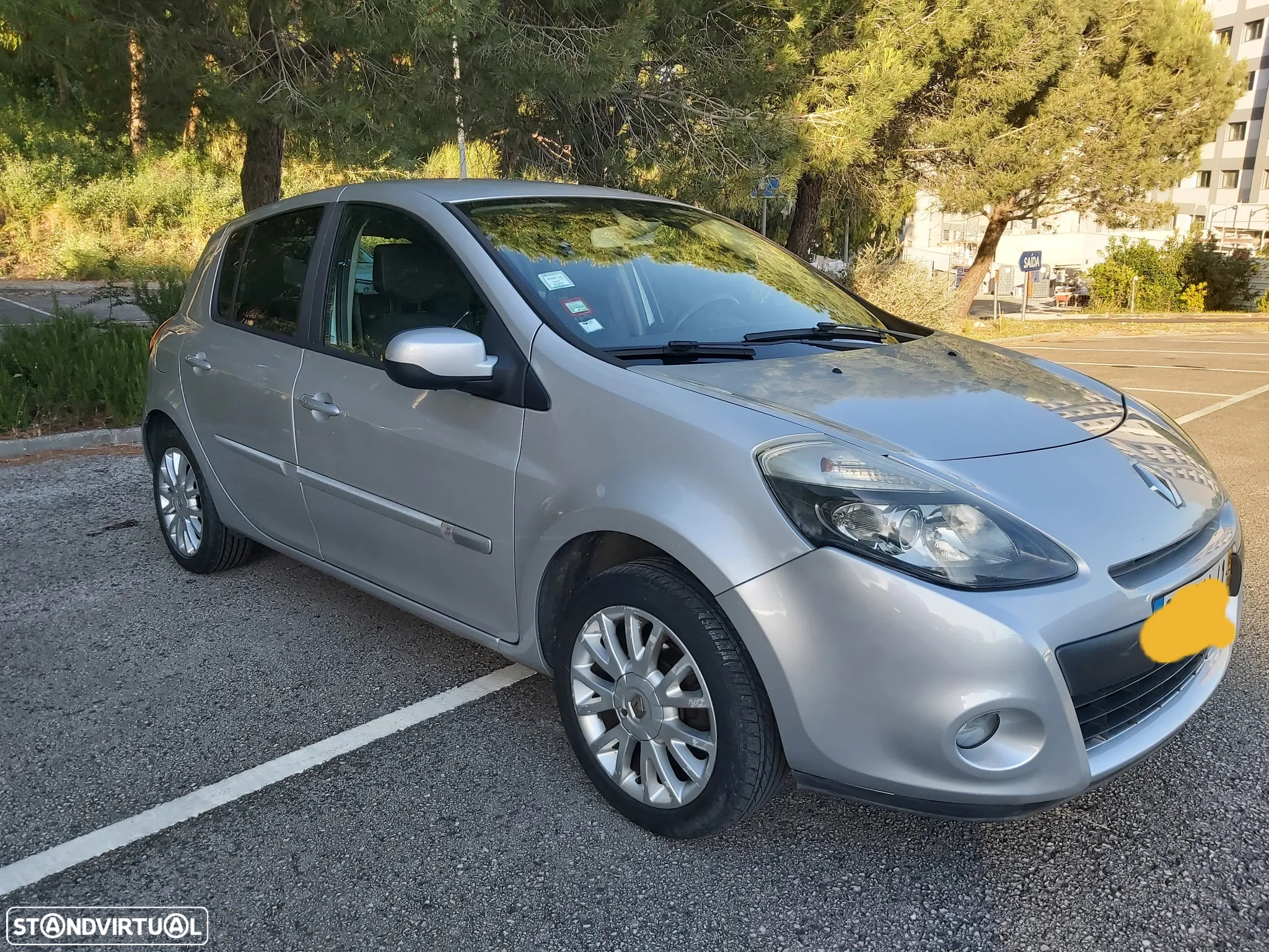 Renault Clio 1.2 TCE Dynamique S - 3