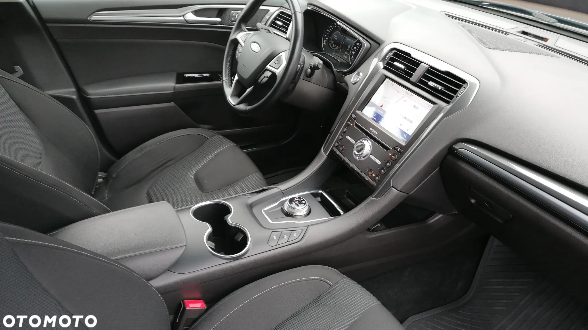 Ford Mondeo 2.0 EcoBlue Titanium - 25