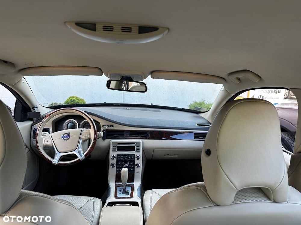 Volvo S80 - 10