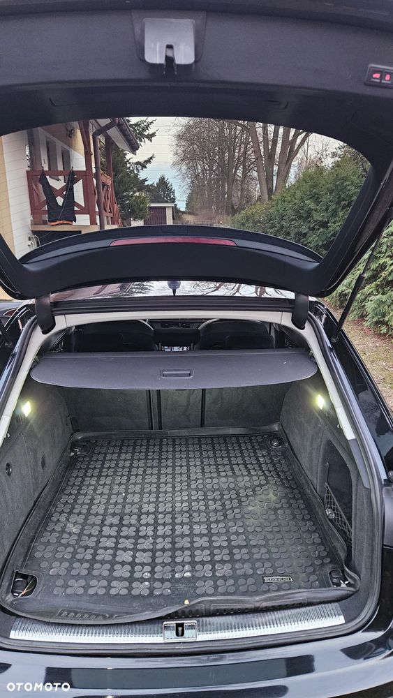 Audi A6 Allroad - 13