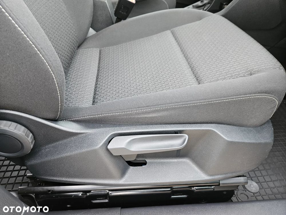 Volkswagen Caddy 2.0 TDI Trendline DSG - 22