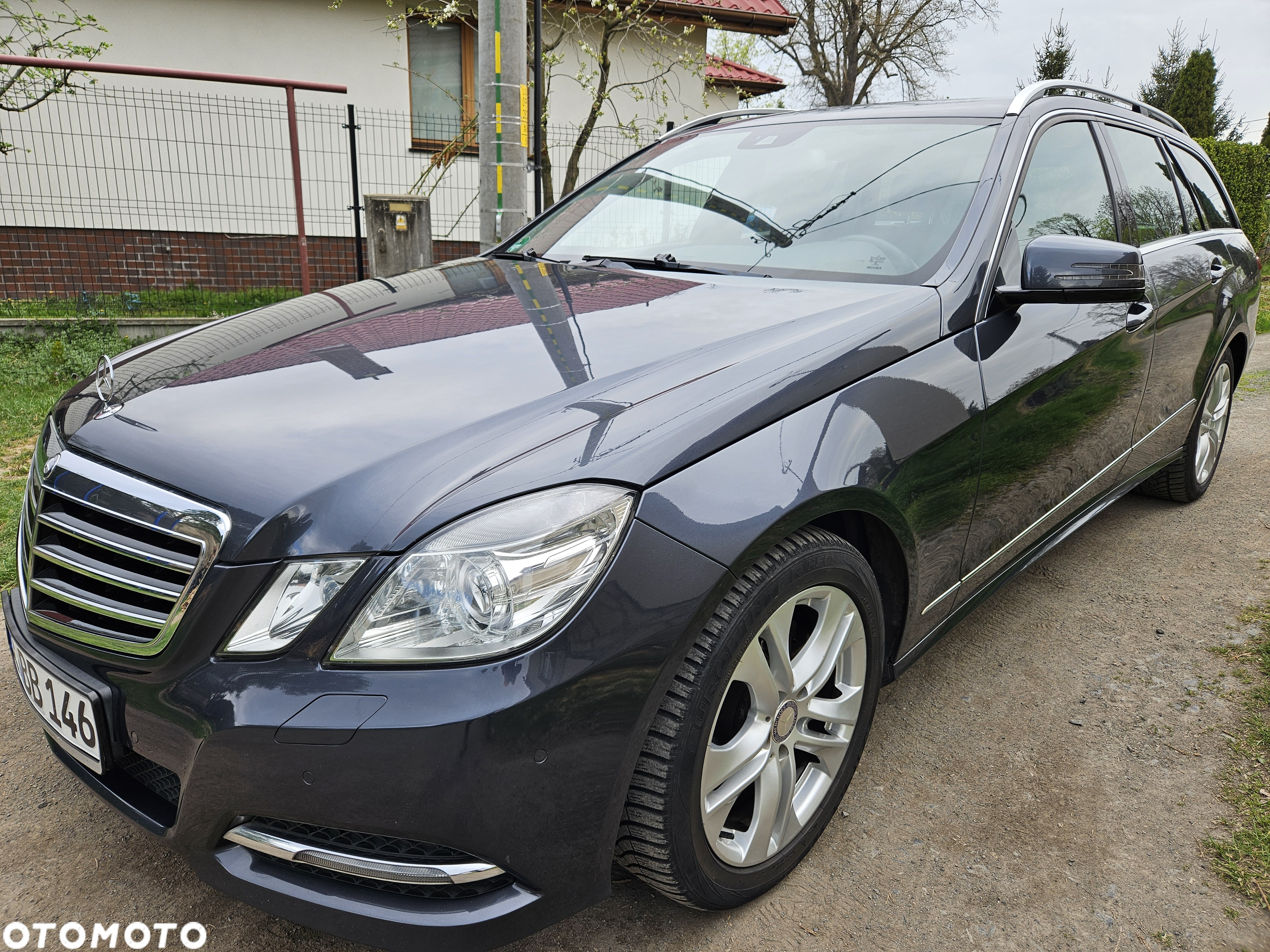 Mercedes-Benz Klasa E - 27