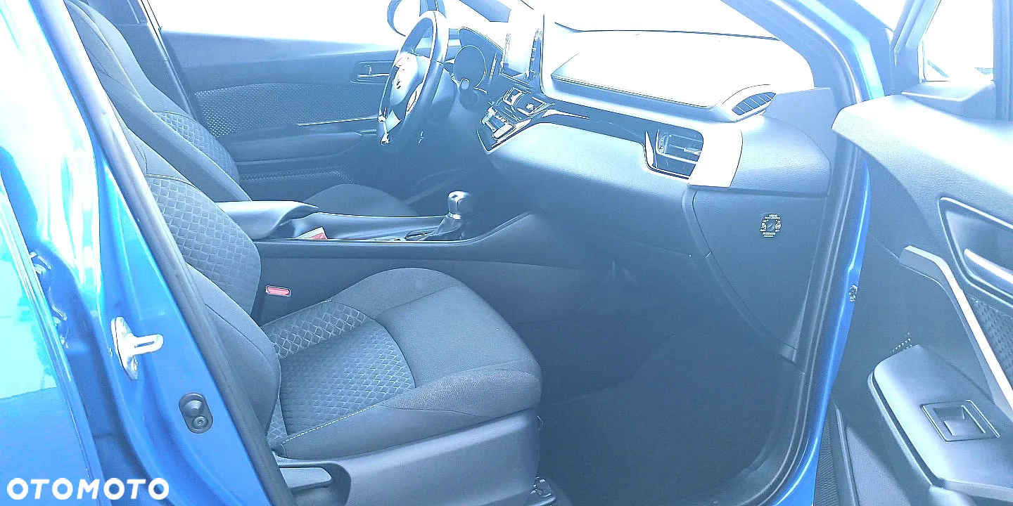 Toyota C-HR 1.8 Hybrid Business Edition - 26