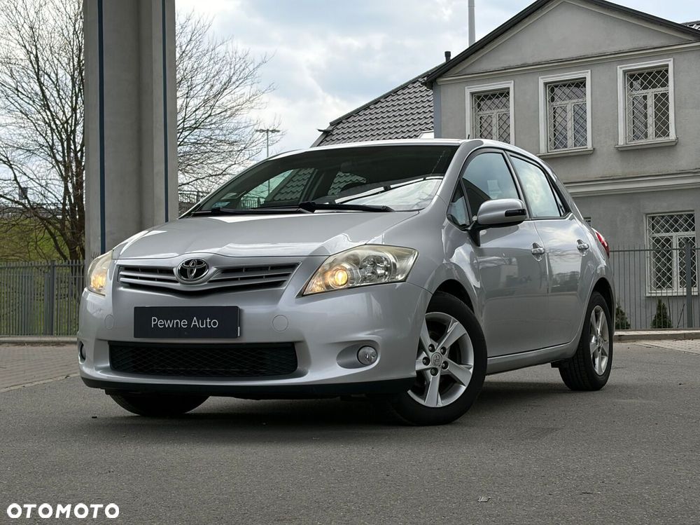 Toyota Auris 1.6 2010 - 1