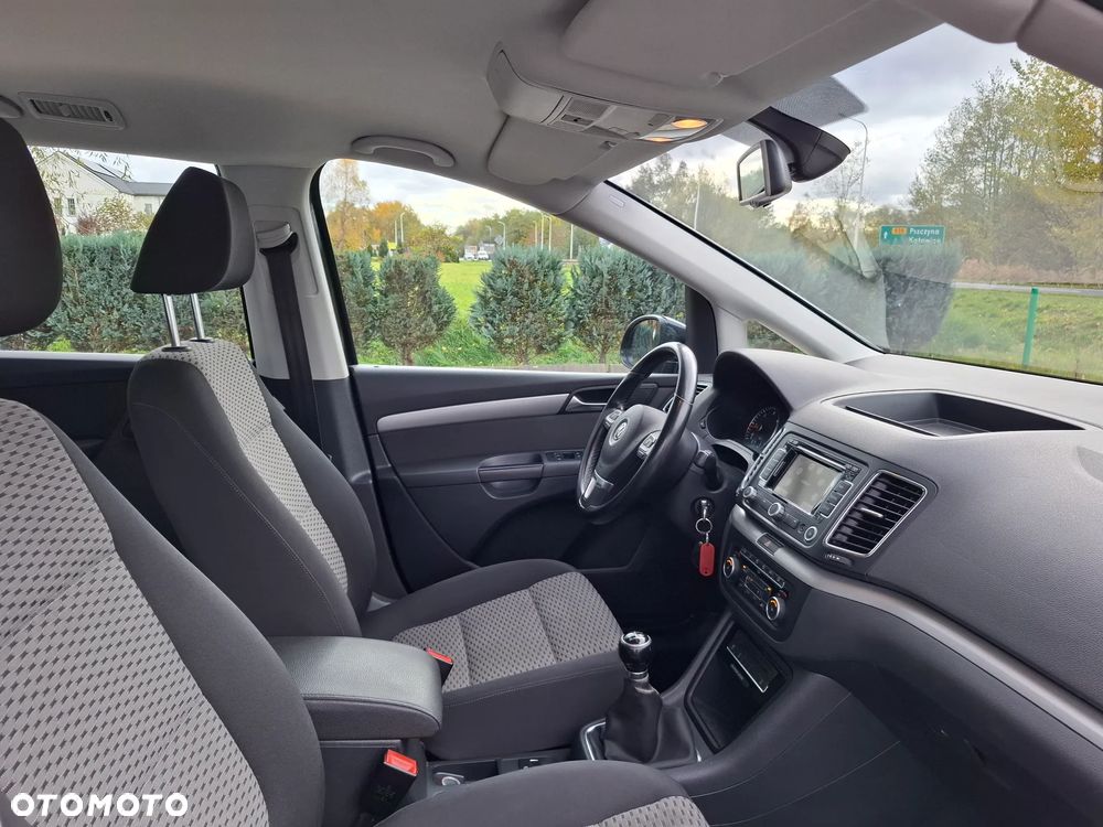 Volkswagen Sharan - 23