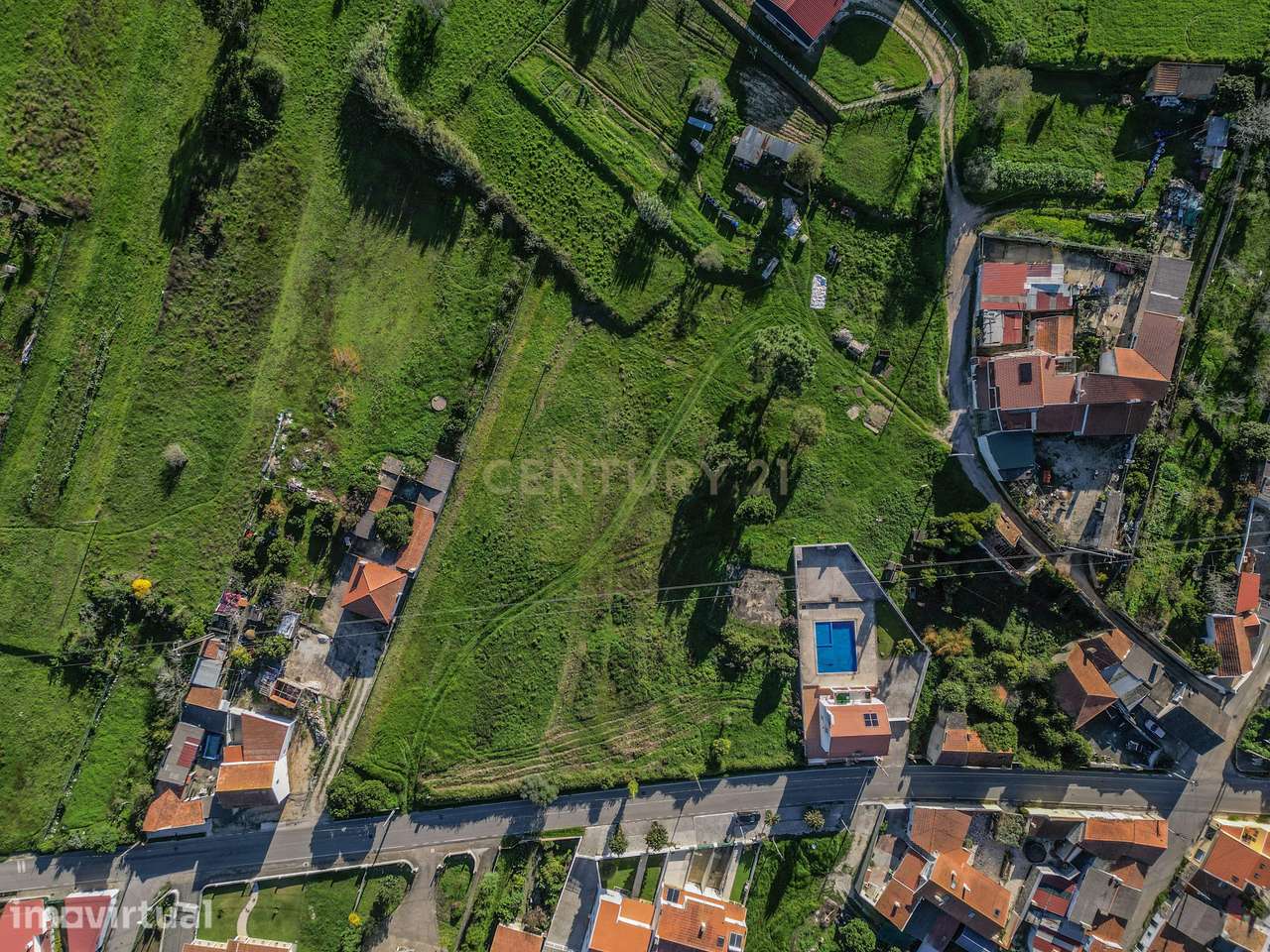 Terreno urbano na EN111 Casal do Mato, Alhadas - Figueira da Foz - Grande imagem: 4/14