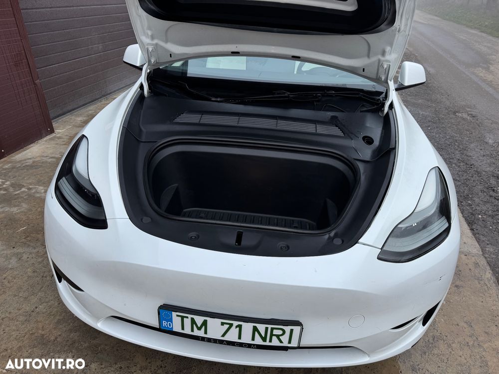 Tesla Model Y RWD - 7