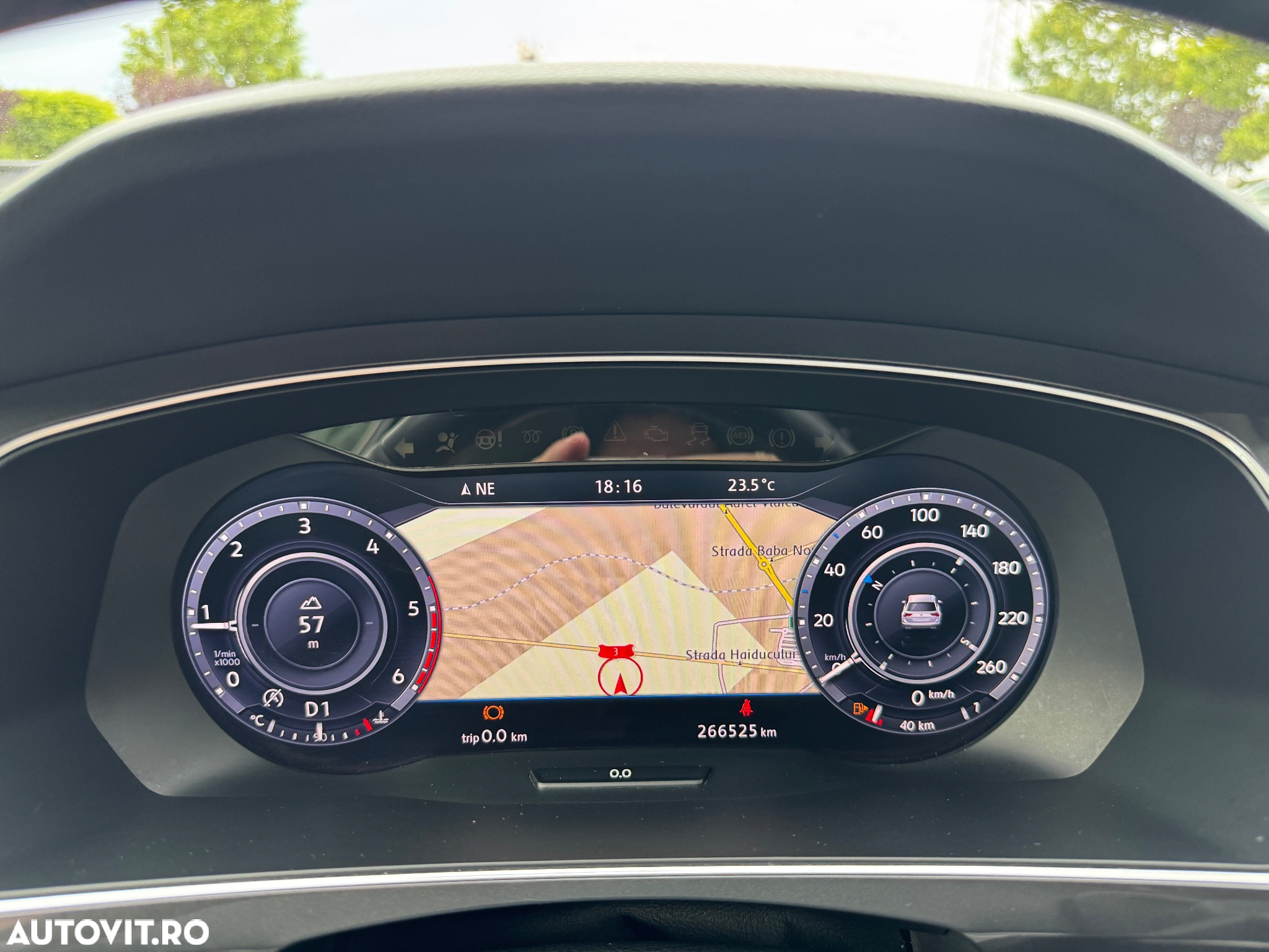 Volkswagen Tiguan 2.0 TDI 4Mot DSG Comfortline - 16