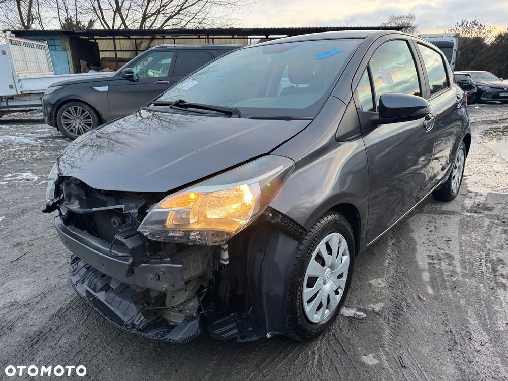 Toyota Yaris - 1
