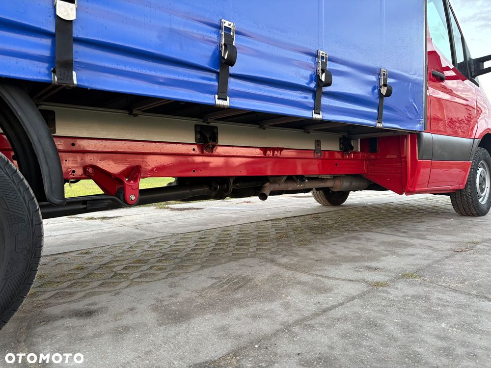 Mercedes-Benz Sprinter - 8